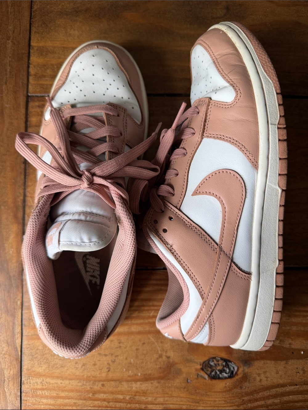Nike Women’s dunks Low-Top Sneakers in Dusty Rose and White